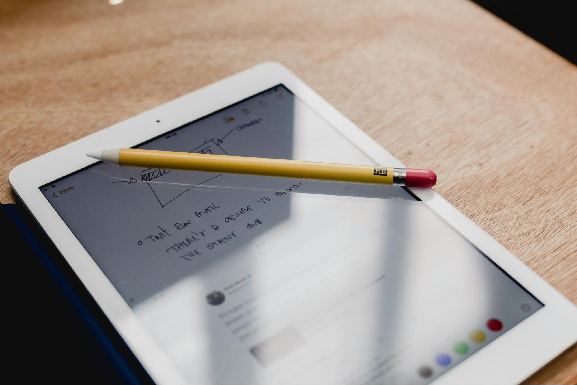 How to Use Apple Pencil on iPad: Complete Setup & Pro Tips – CHESONA