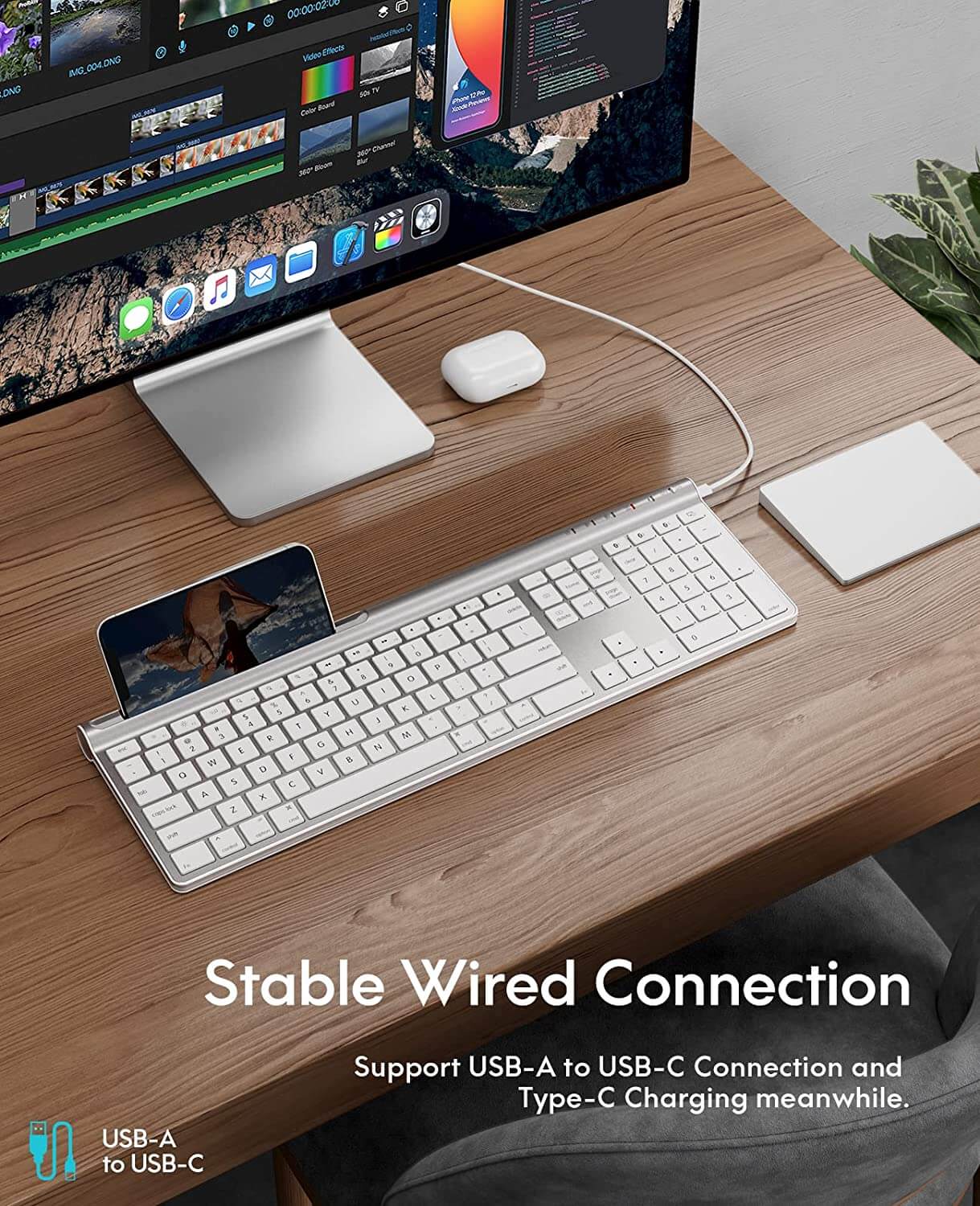 Founder_Lite_keyboard_with_a_USB-A_to_Type-C_charging_cable