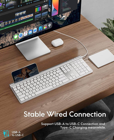 Founder_Lite_keyboard_with_a_USB-A_to_Type-C_charging_cable